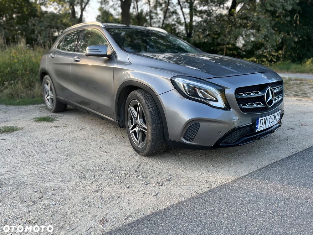 Mercedes-Benz GLA - 1