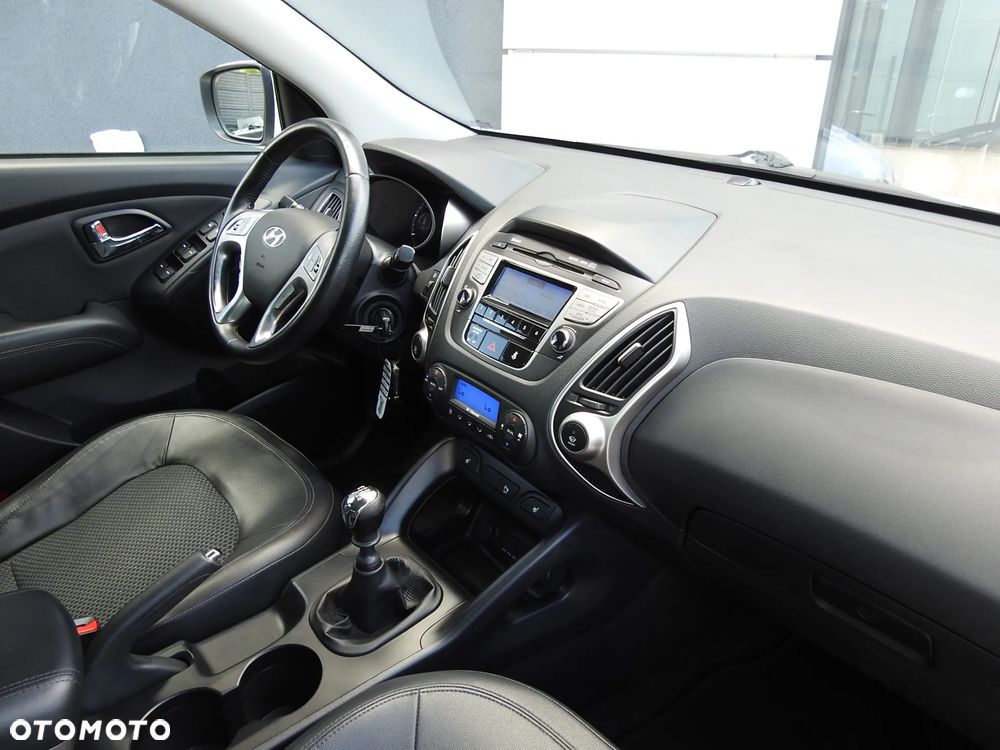 Hyundai ix35 1.7 CRDi 2WD blue Comfort - 17