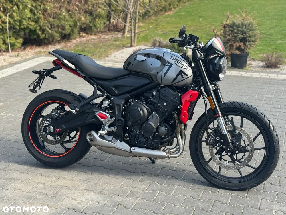 Triumph Trident - 2