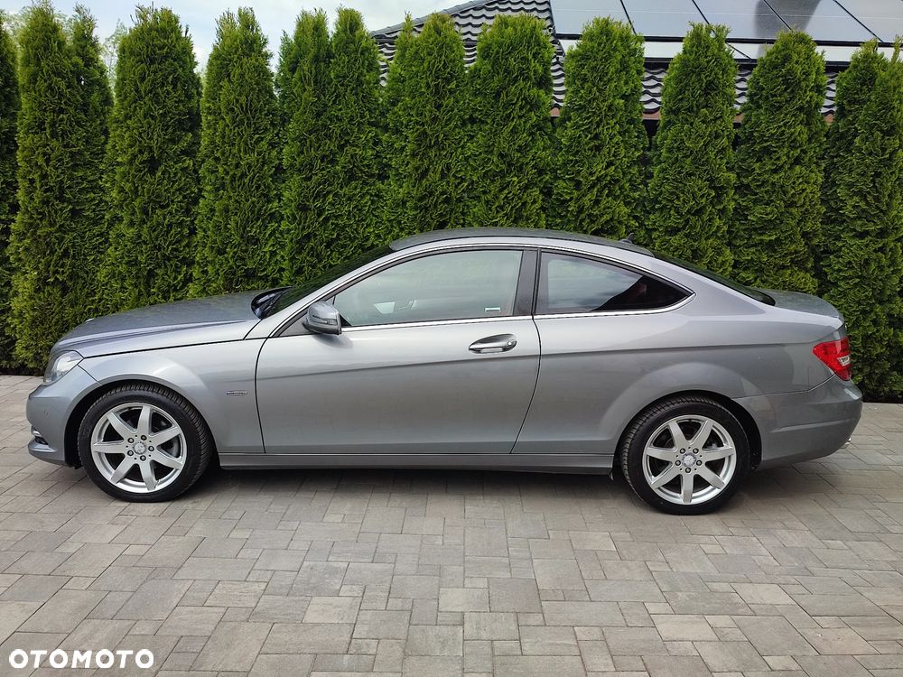 Mercedes-Benz Klasa C 220 BlueTEC BlueEFFICIENCY Edition 7G-TRONIC Edition 1 - 4