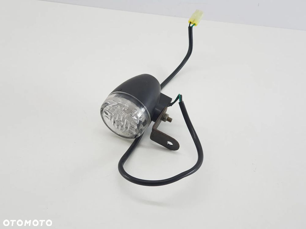 MIGACZ PRZOD KIERUNKOWSKAZ LED   TGB BLADE