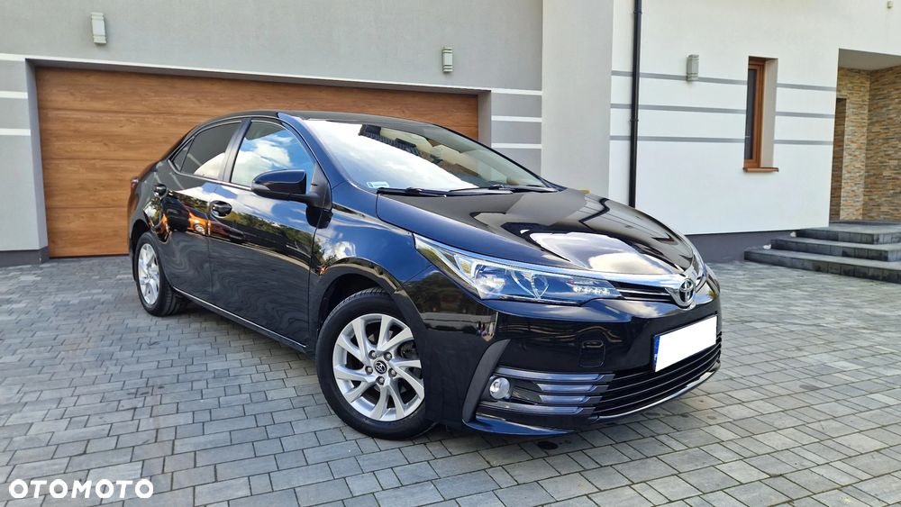 Toyota Corolla 1.6 Classic Plus - 4