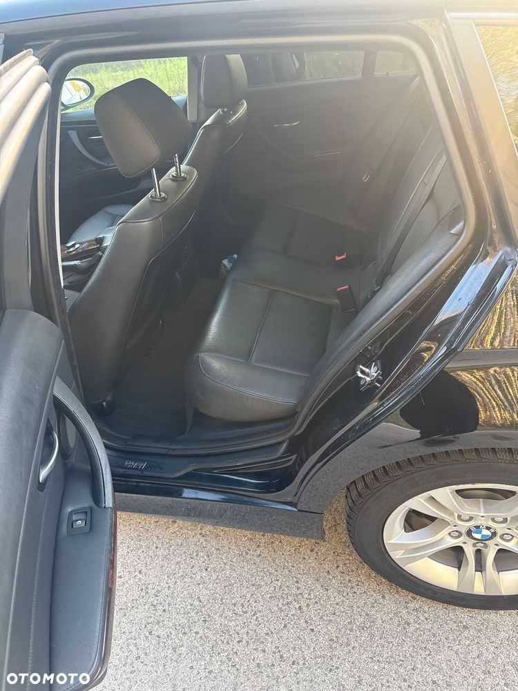 BMW Seria 3 320d DPF - 11