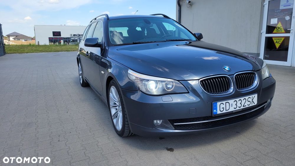 BMW Seria 5 525d - 14