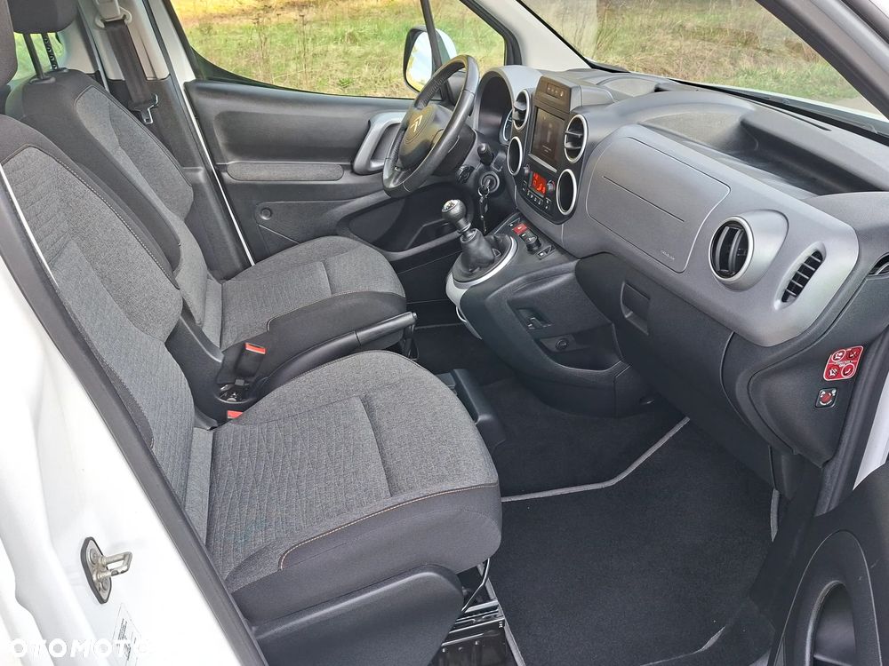 Citroën Berlingo Multispace BlueHDi 120 S&S SHINE - 16