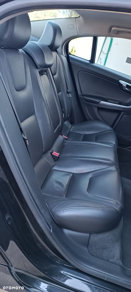 Volvo S60 - 15