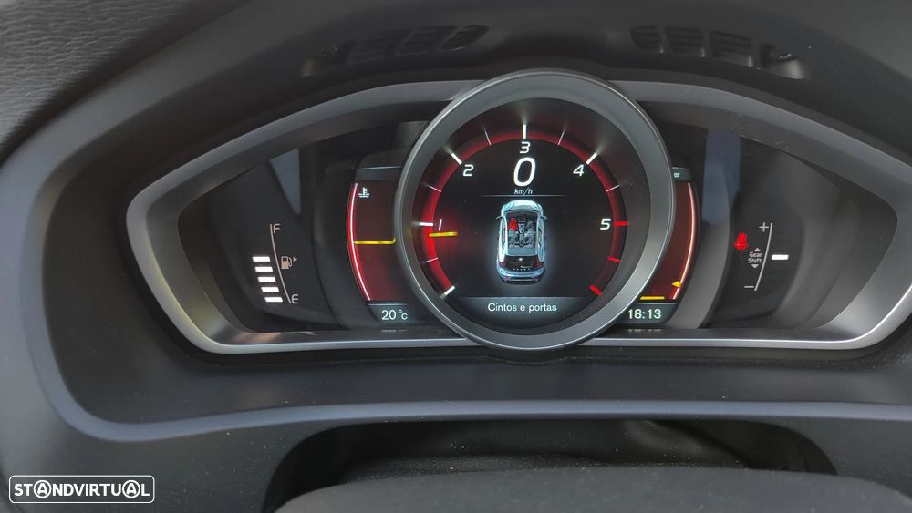 Volvo V40 ver-1-6-d2-eco-momentum - 9