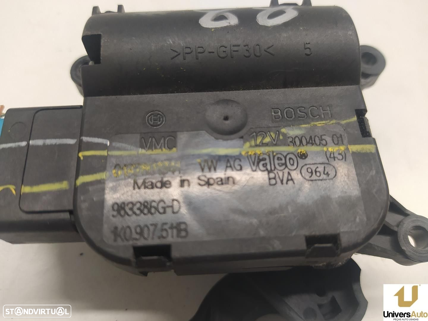 MOTOR DA ABERTURA DAS CONDUTAS DO CLIMATIZADOR VOLKSWAGEN JETTA III 2005 -1K0907... - 2