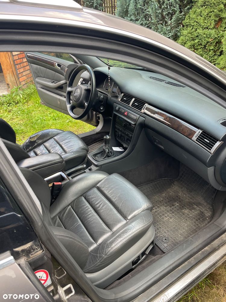 Audi A6 Avant 2.4 - 11