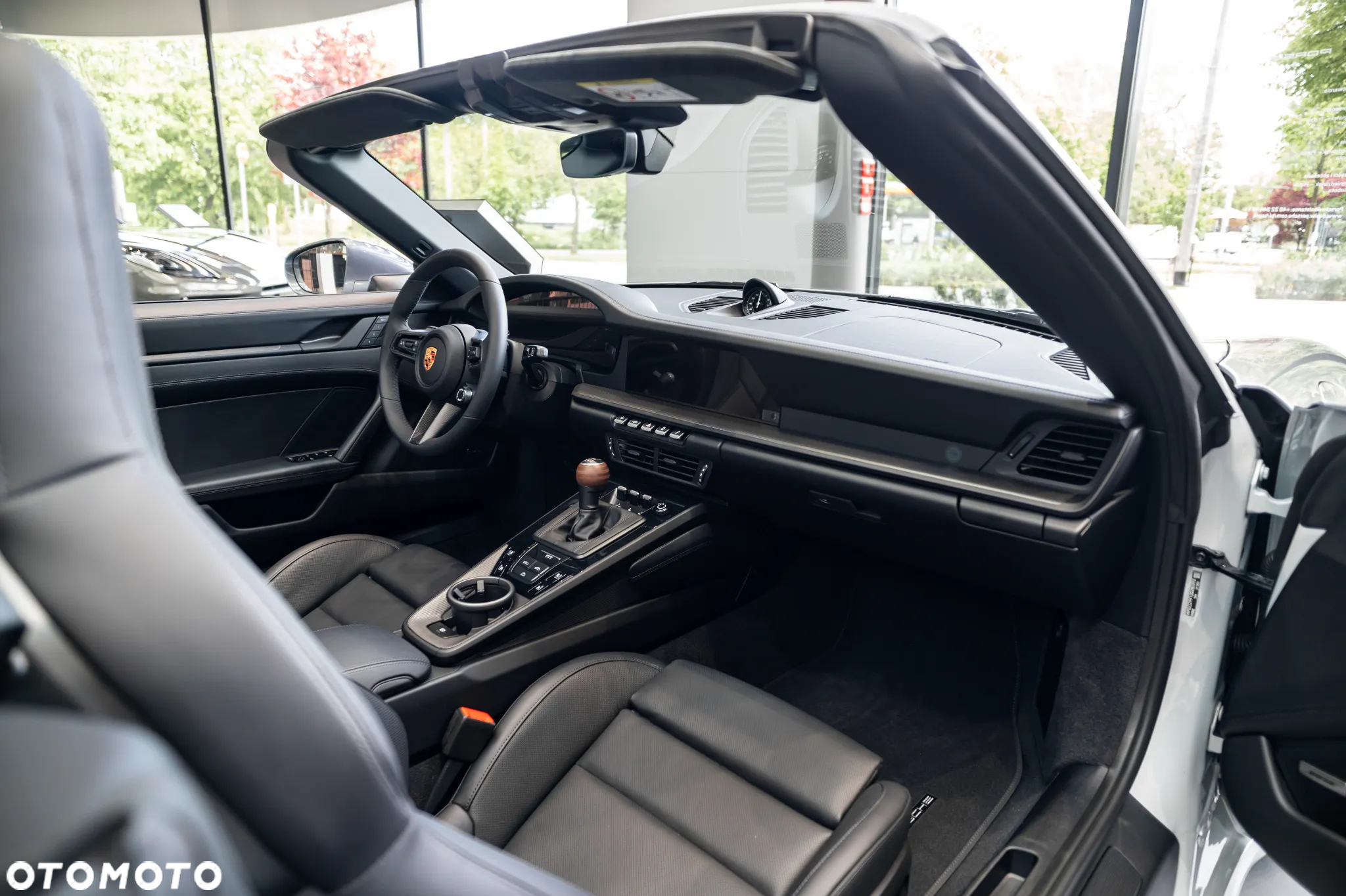Porsche 911 Carrera T - 14