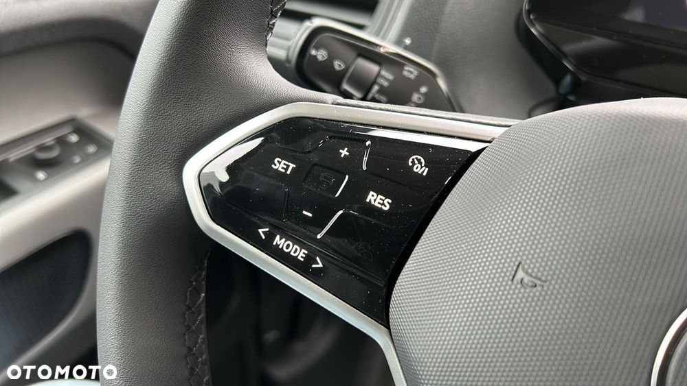 Volkswagen ID. Buzz Cargo DEMO 150 kW (204 PS) / skrzynia biegów: automatyczna 1 biegowa rozstaw osi: 2988 mm - 13
