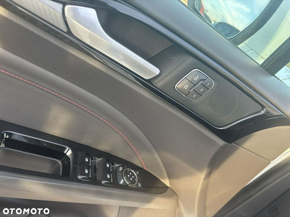 Ford Mondeo - 19