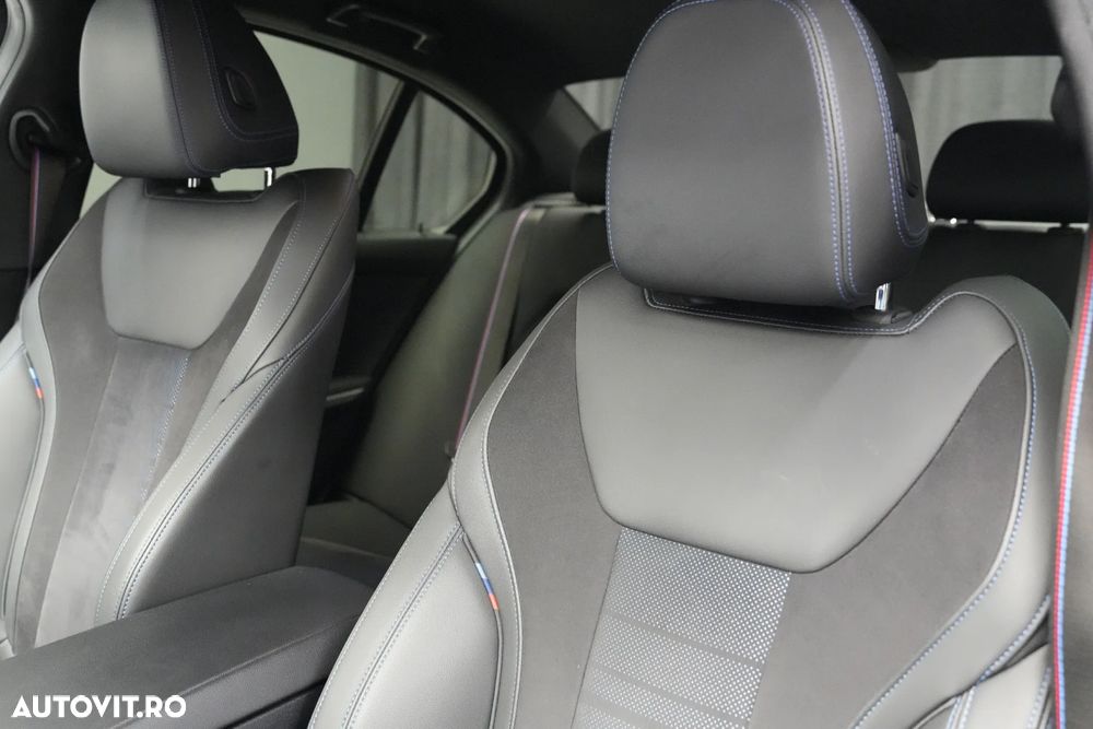 BMW M3 M340i xDrive AT MHEV - 17