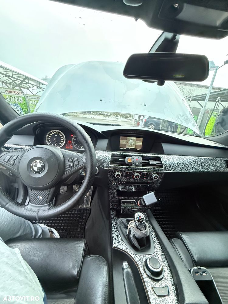 BMW Seria 5 520d - 13