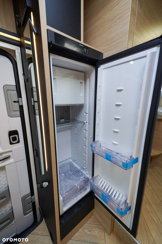 Ford Chausson 720 Titanium Line - 21