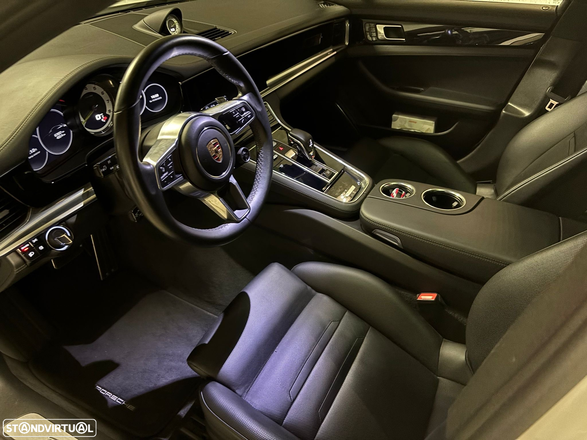 Porsche Panamera Sport Turismo 4 E-Hybrid - 7