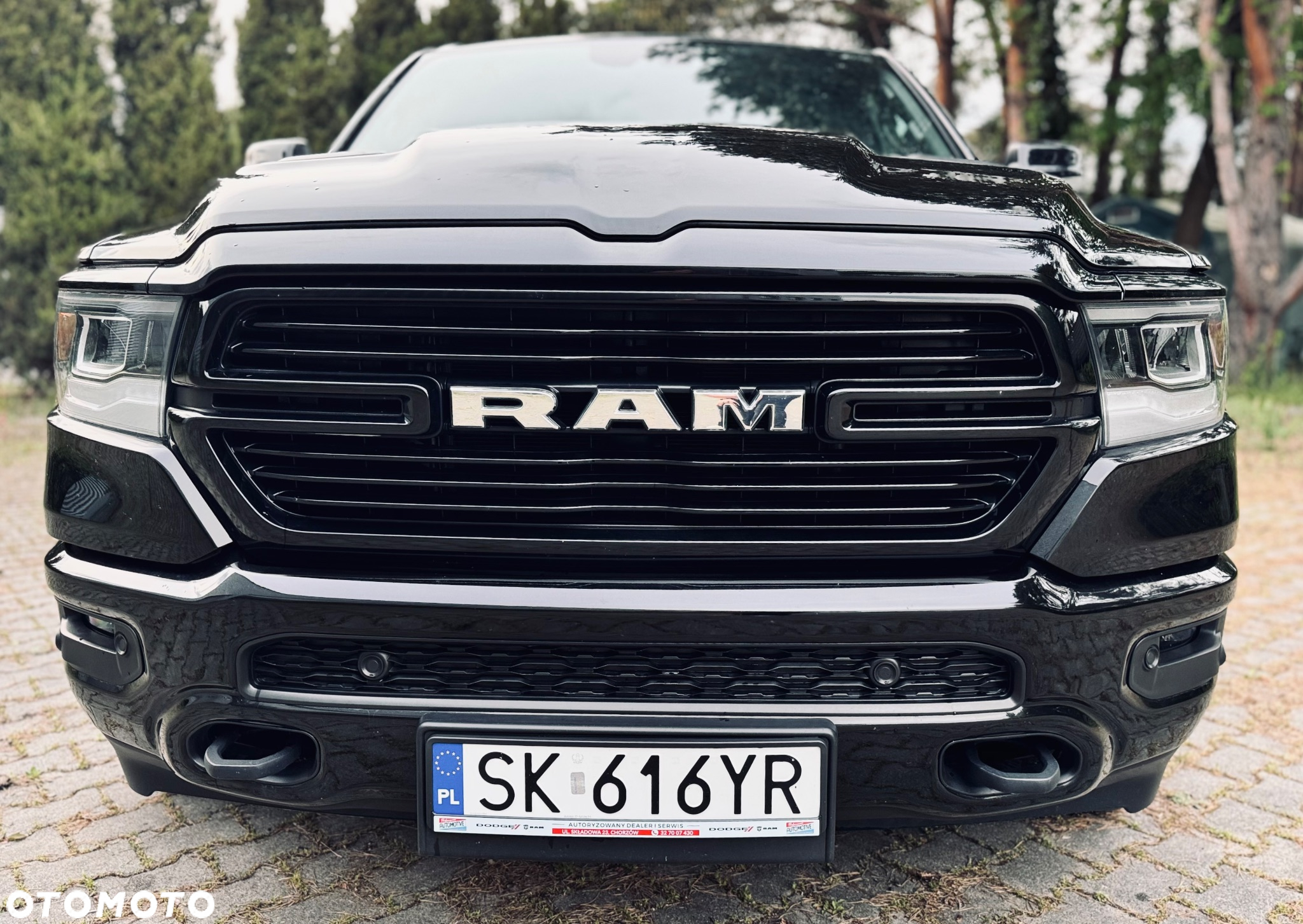 RAM 1500 5.7 Crew Cab Laramie - 2