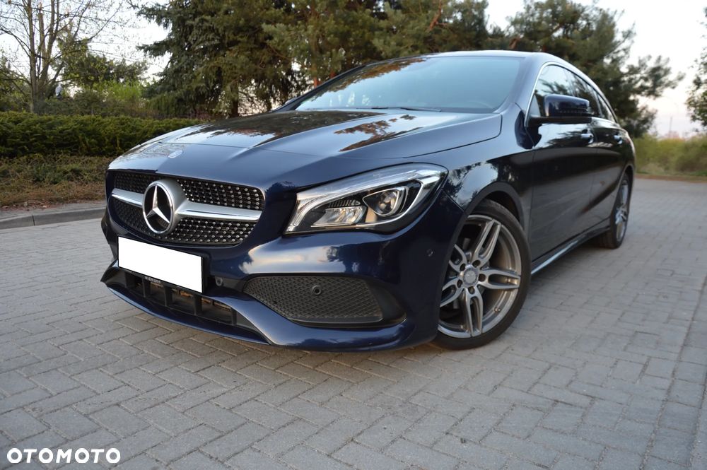 Mercedes-Benz CLA 180 d AMG Line - 4