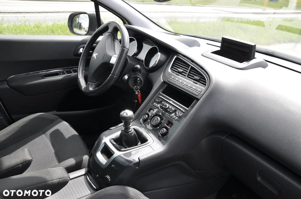 Peugeot 5008 155 THP Platinum - 10