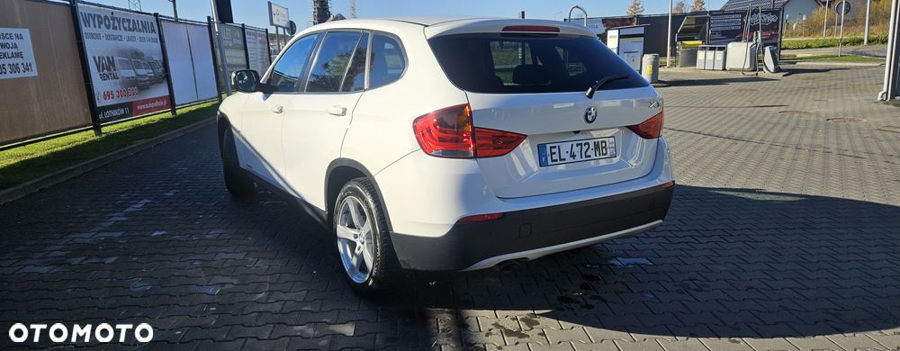 BMW X1 xDrive18d - 13