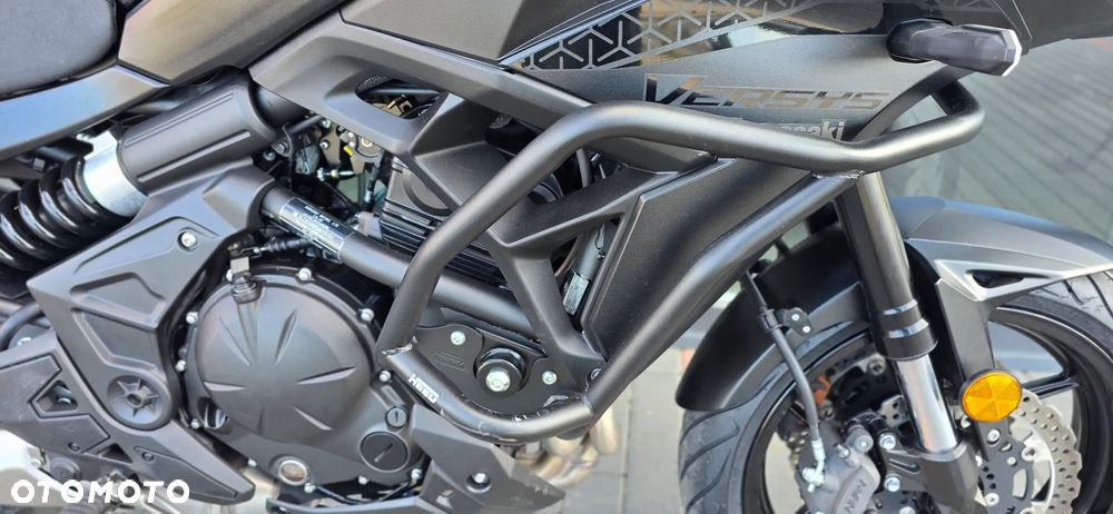 Kawasaki Versys 650 - 12
