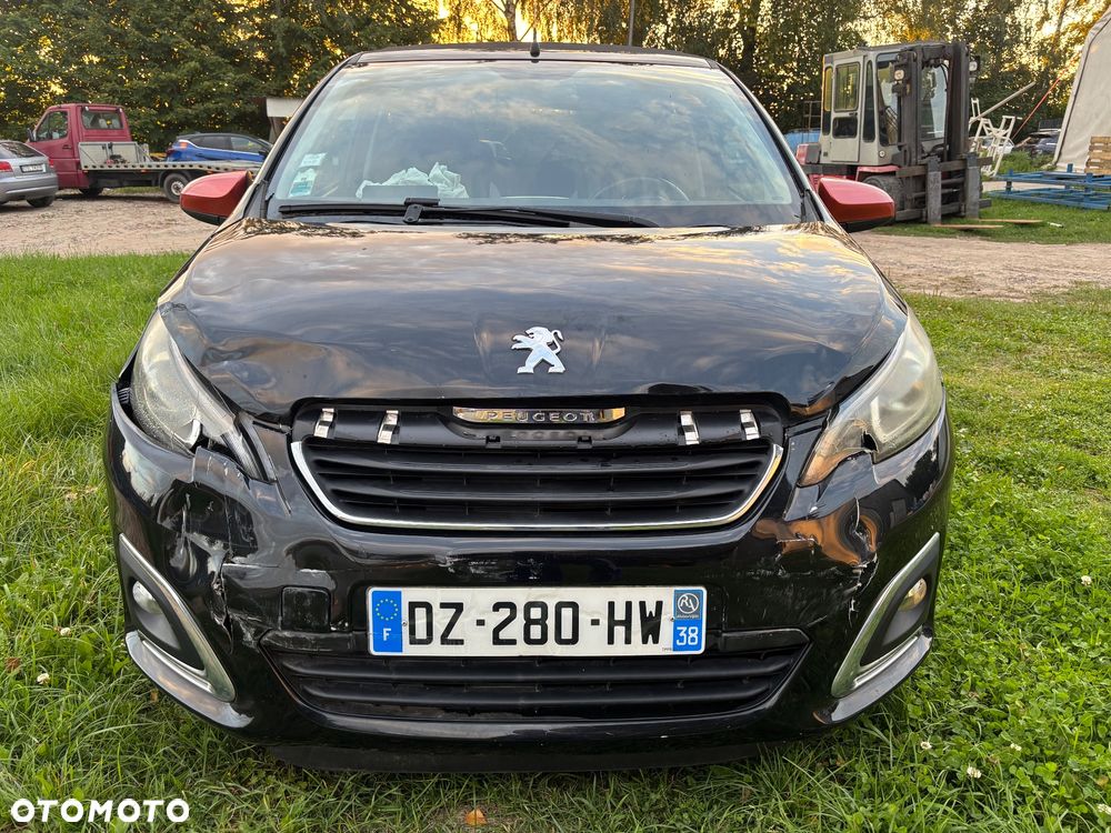 Peugeot 108 PureTech 82 Top Roland Garros - 10