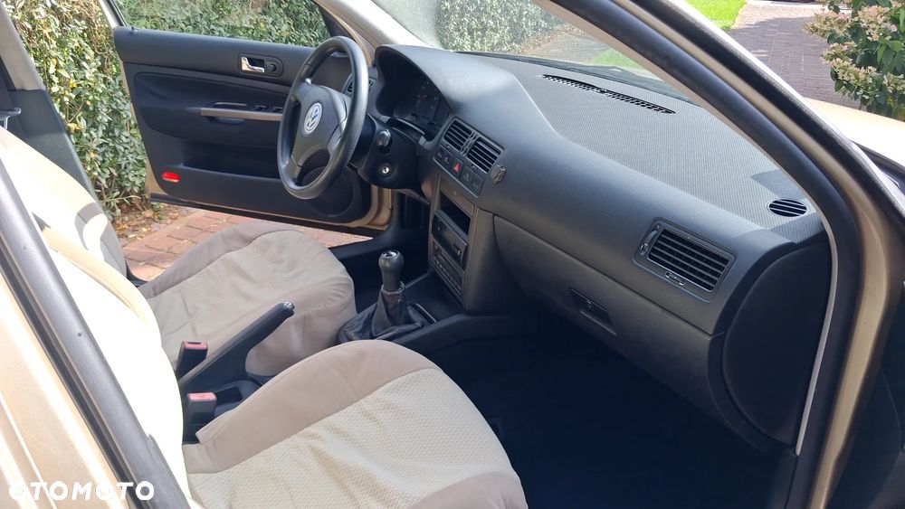 Volkswagen Bora - 7
