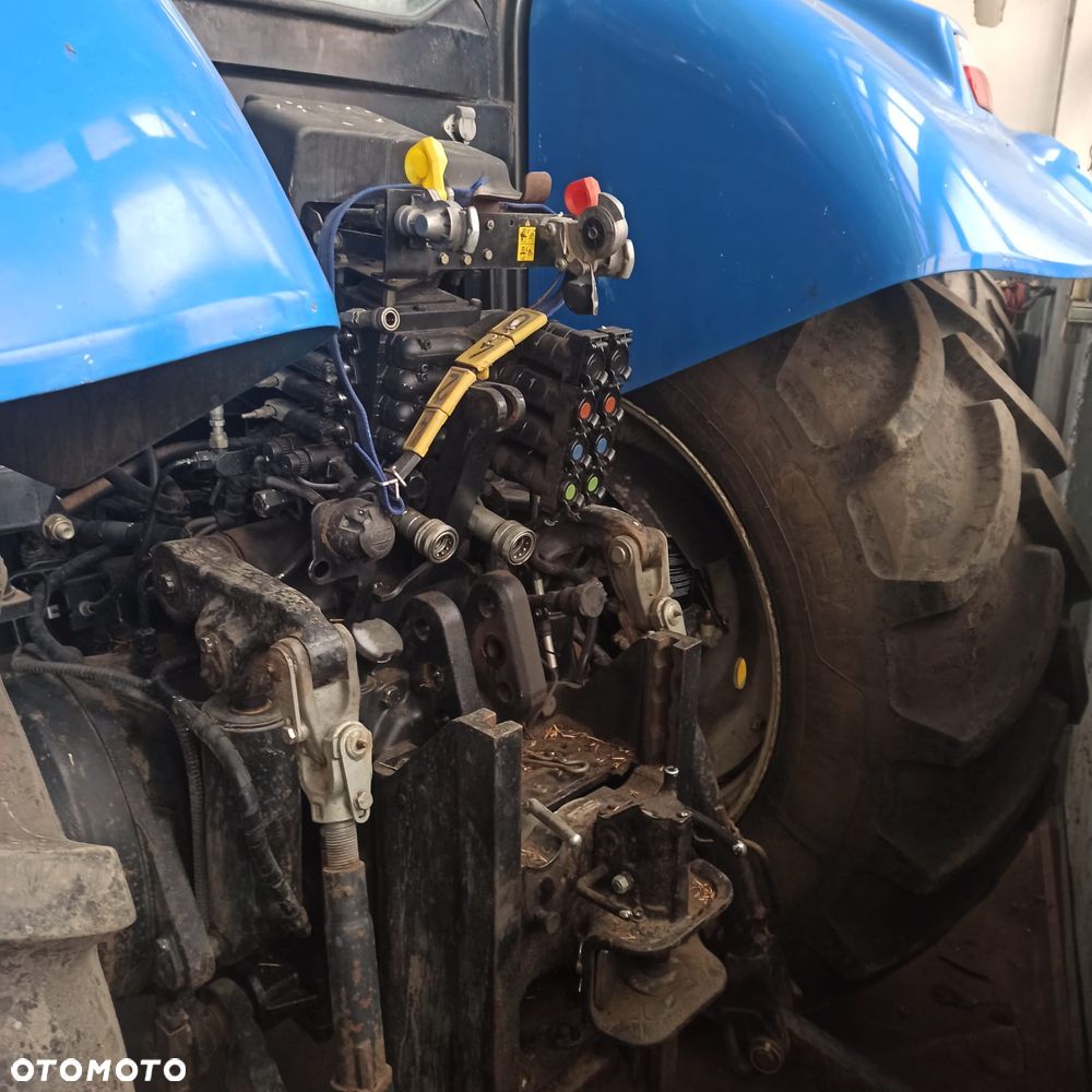 New Holland T7.200 - 5