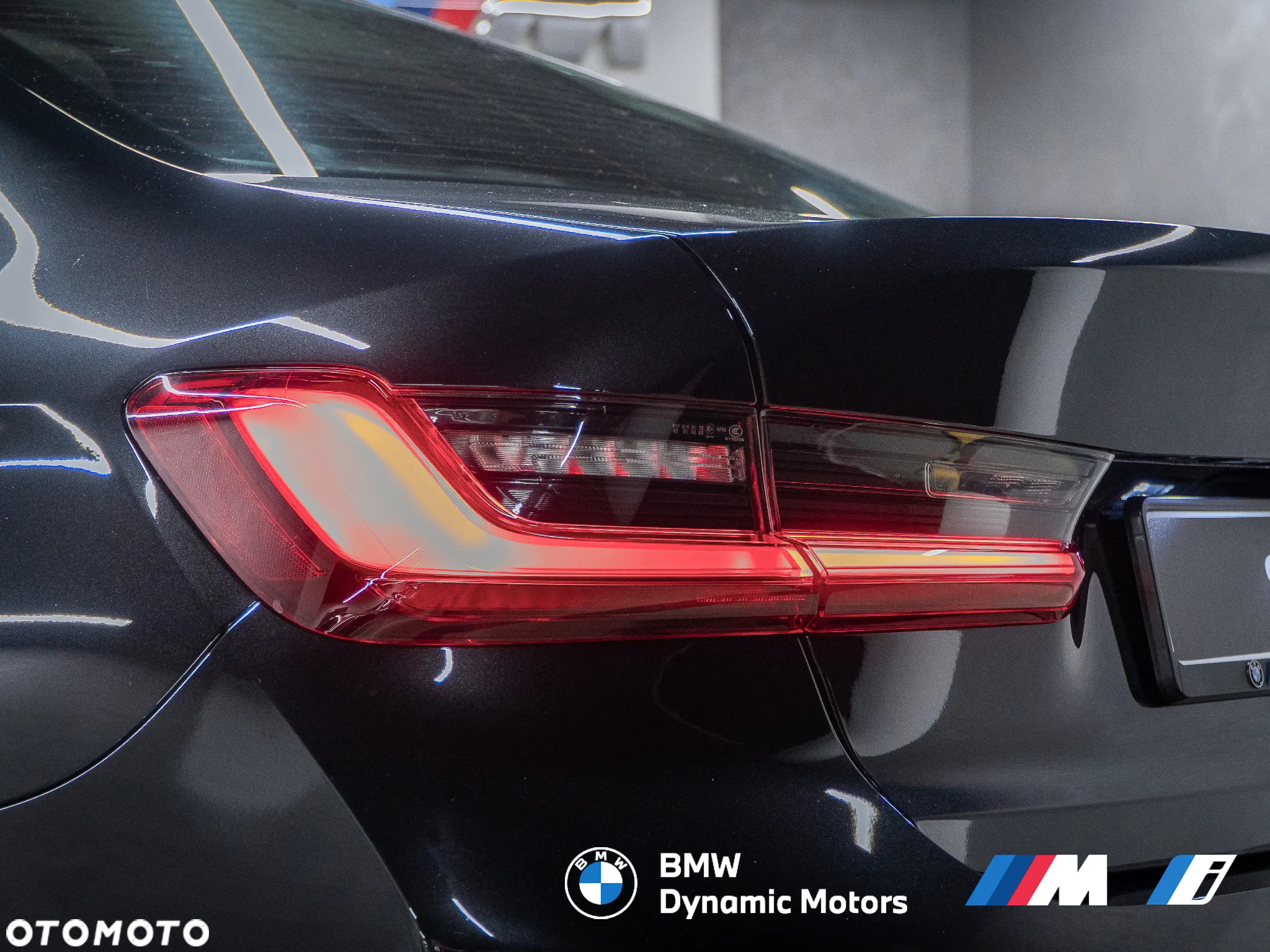 BMW Seria 3 318d M Sport - 12