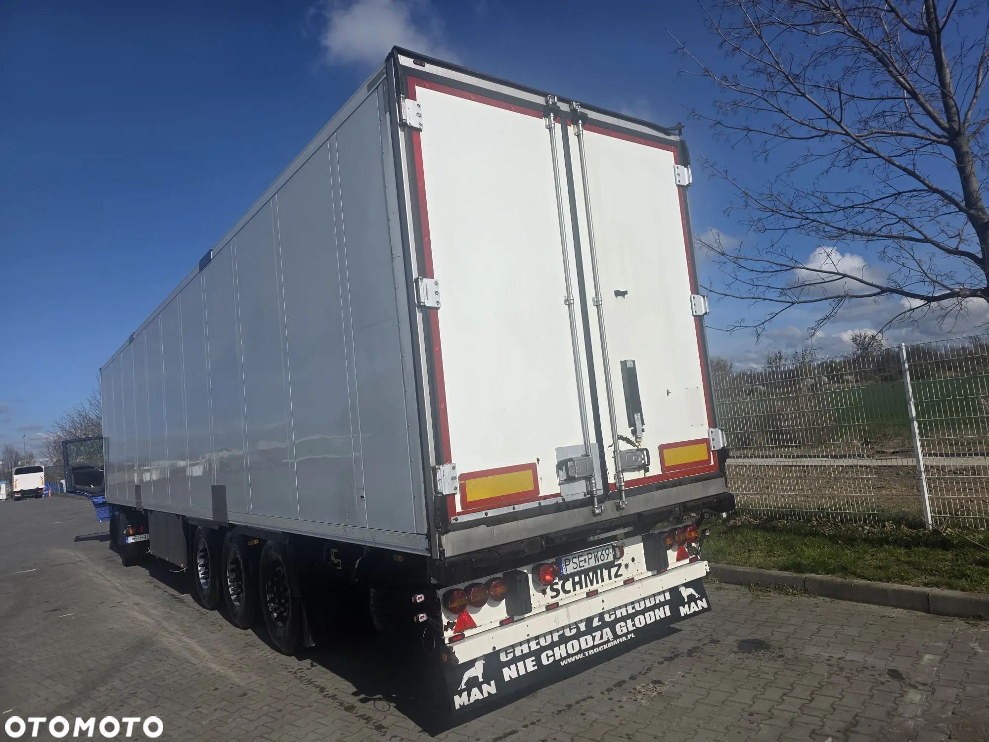Schmitz Cargobull SKO 24 - 1