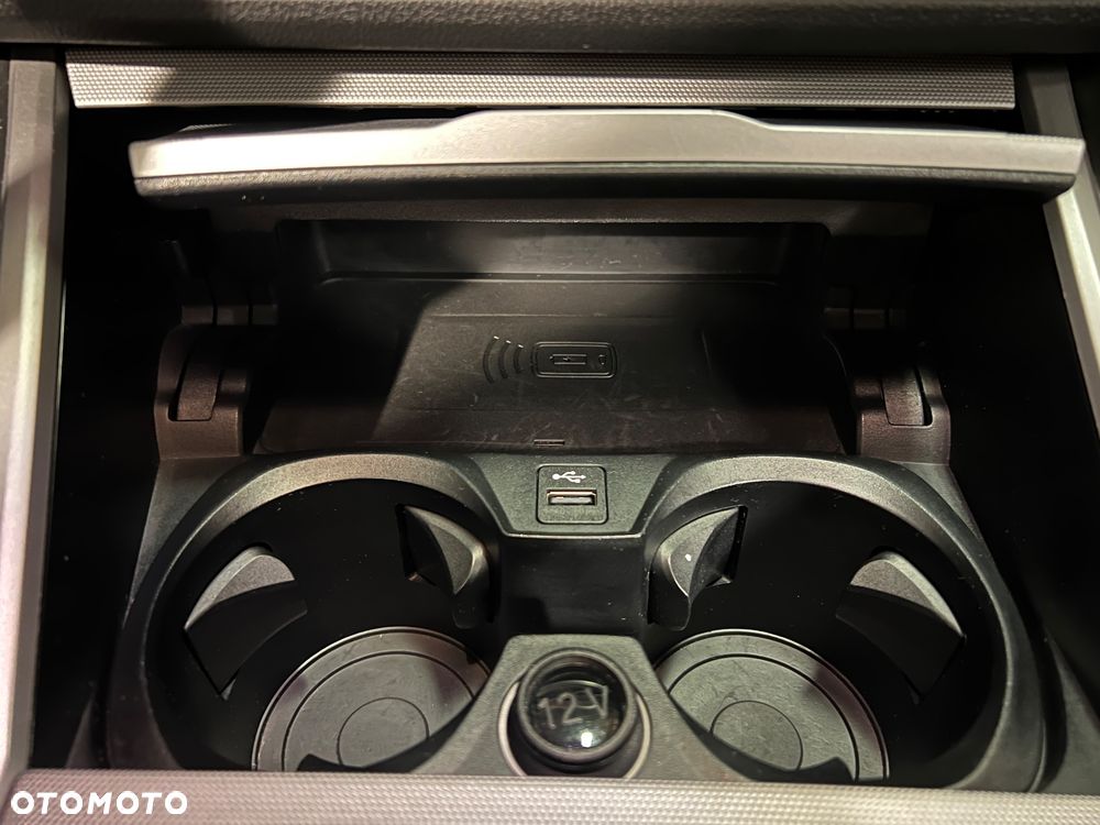 BMW Seria 3 - 36
