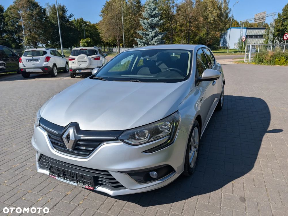 Renault Megane 1.5 dCi Zen - 33