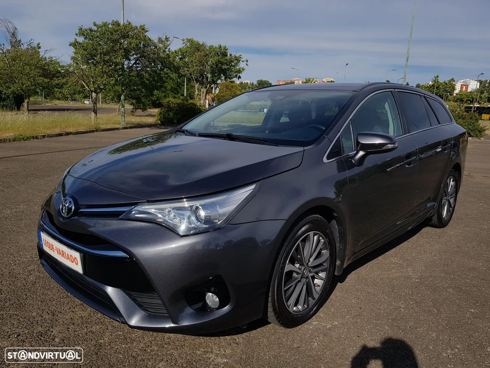 Toyota Avensis Touring Sports 2.0 D-4D Exclusive - 1