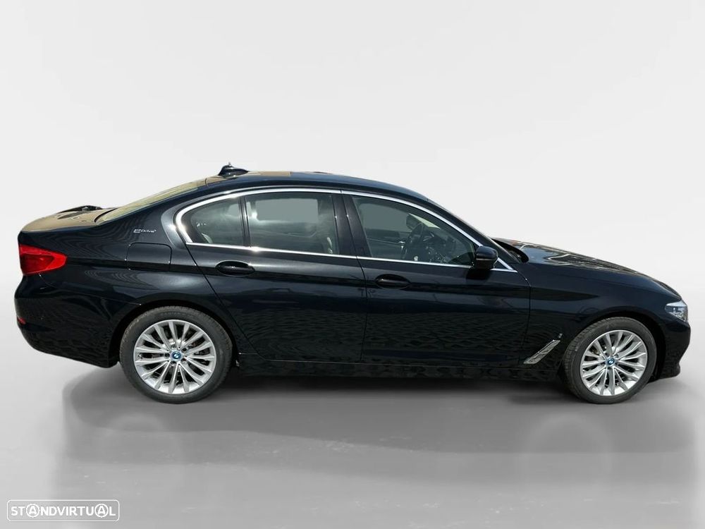 BMW 530 e iPerformance Line Luxury - 7
