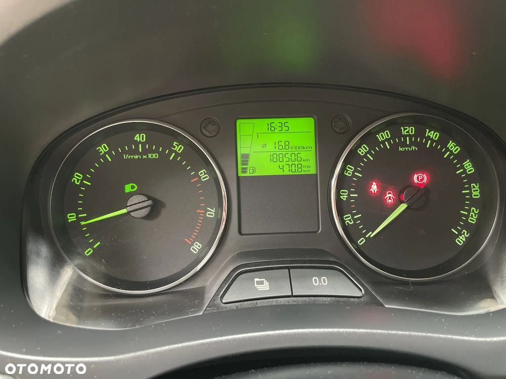 Skoda Fabia 1.4 16V Fresh Plus - 14