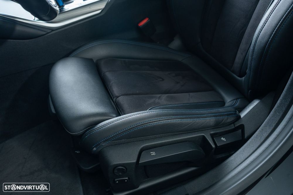 BMW i4 eDrive40 Pack Desportivo M - 7