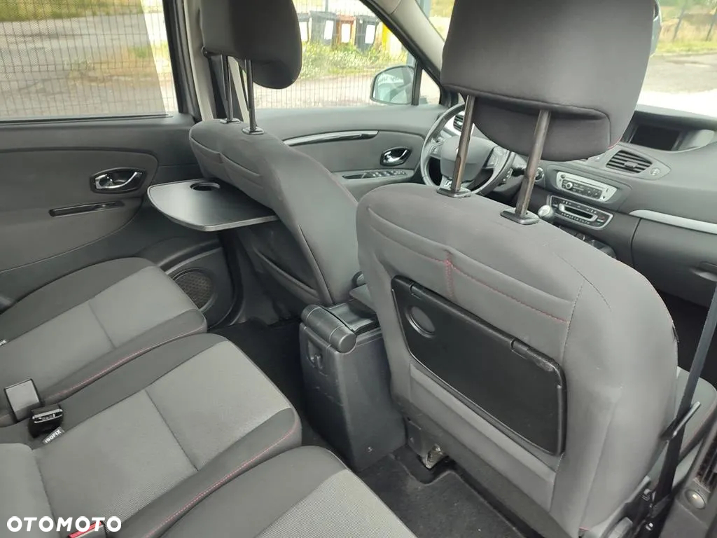 Renault Scenic ENERGY TCe 130 INTENS - 13