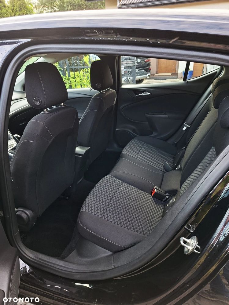 Opel Astra 1.4 Enjoy - 10