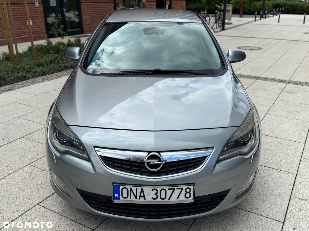 Opel Astra 1.4 T Enjoy - 8