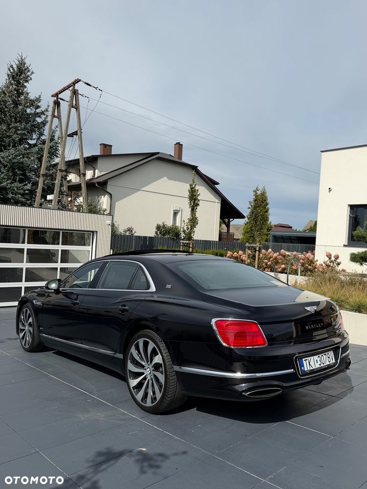 Bentley Flying Spur W12 S - 12