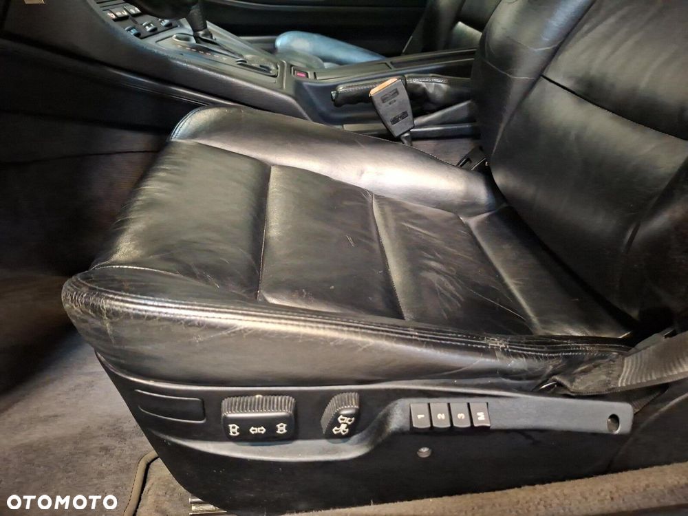 BMW Seria 8 - 13