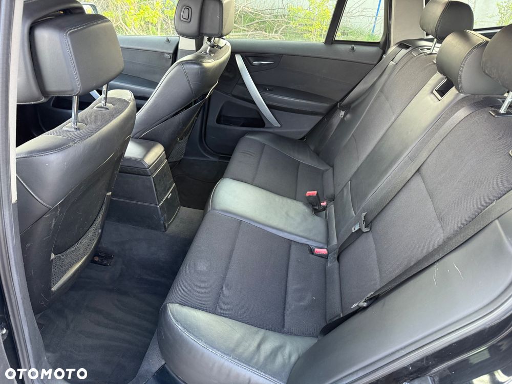 BMW X3 2.0d - 11