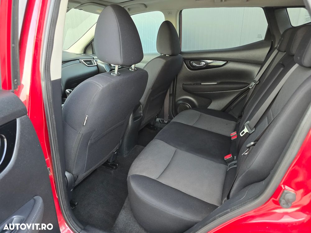 Nissan Qashqai 1.5 DCI TEKNA - 11