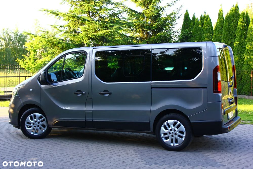Renault Trafic 2.0 dCi - 7