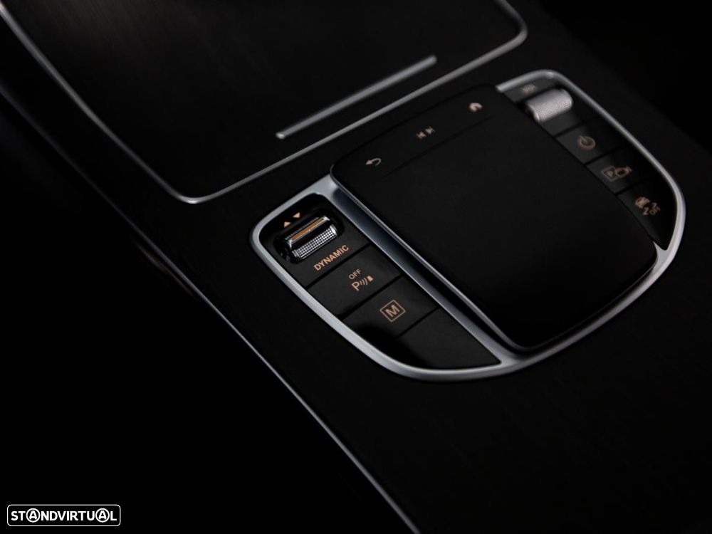 Mercedes-Benz GLC 300 de 4Matic - 29