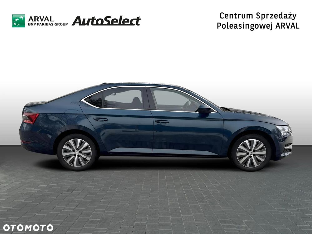 Skoda Superb 2.0 TDI SCR Style DSG - 7