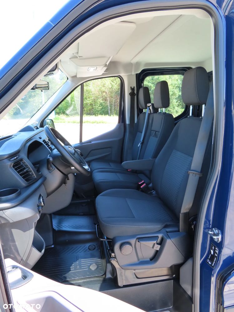 Iveco DAILY 130 Km L3 Podwójna Kabina Doka Dubel Brygadowy MIXTO 7-Mio Os.+1073 Kg Ład. Skrzynia 2410 mm Dł. Renomowanej Firmy SCATTOLINI Rozstaw Osi 3504 mm WZMACNIANY HAK 3000 Kg 29 Tys Km Przeb. Stan Auta JAK NOWY POLECAM - 25