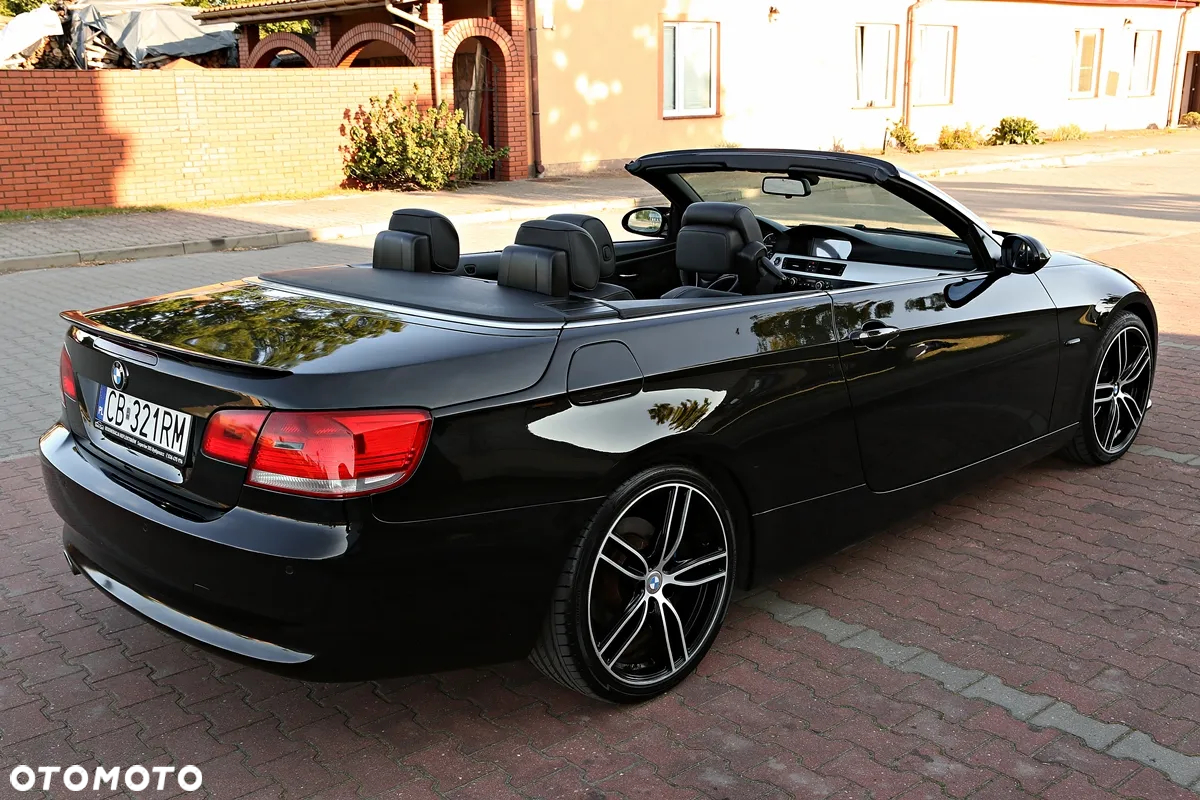 BMW Seria 3 320d - 12