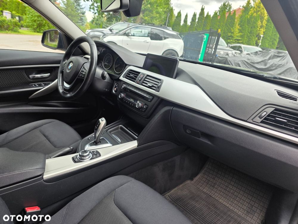 BMW Seria 3 - 19
