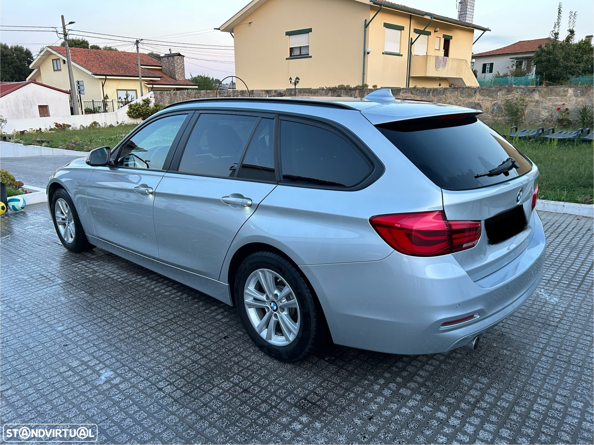 BMW 318 d Touring Aut. - 2